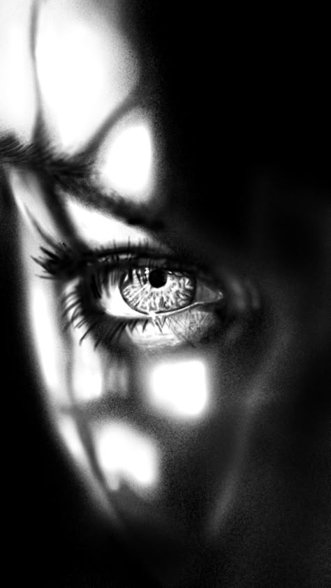 BlackWhite Half Face Portret Feminin, Shadow Photography, Photographie Portrait Inspiration, Close Up Photography, Eye Photography, White Picture, Black And White Portraits, Dark Photography, Black White Photos