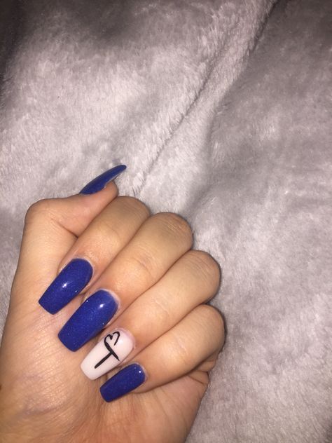 Light Blue Nails With Initial On It, Letter Nail Designs Initials Blue, Blue Nail Designs With Initials, Blue Nails Ideas With Initial, Nails With A T Initial, Royal Blue Acrylic Nails With Initial, Blue Acrylic Nails With J Initial, Blue Nails With Initials, T Initial On Nails