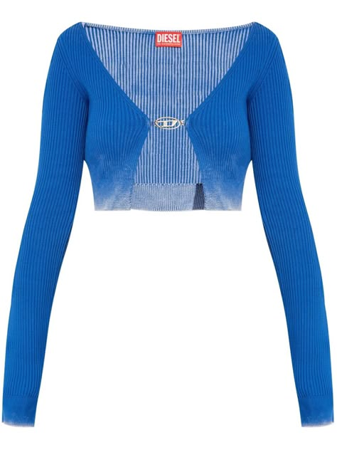 royal blue cotton ribbed knit Oval D logo plaque plunging V-neck open front long sleeves straight hem cropped Diesel Top, Royal Blue Outfits, Cute Online Clothing Stores, D Logo, Cotton Crop Top, City Dress, Looks Chic, Summer Beach Wear, Colorful Fashion