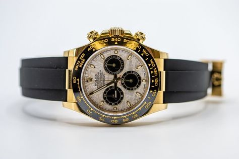 With a dial that’s literally out of this world, Rolex has incorporated meteorite into the construction of its latest generation of Daytonas. Rolex Rainbow Daytona, Rolex Daytona Rainbow, Rolex Daytona Black, Rolex Daytona Meteorite Dial, Rolex Daytona Black Dial, Rolex Daytona, Casio Watch, Watch Collection, Chronograph