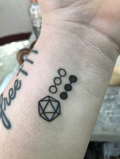 Dnd Tattoos Ideas, Small Nerd Tattoos, Dnd Tattoo Sleeve, Dnd Tatoos Ideas, Small Dnd Tattoo, Mormon Tattoo, Tattoos Dnd, D&d Tattoo Ideas, Dnd Dice Tattoo