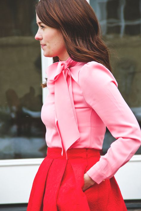 PINK + RED Pink Shirt Skirt Outfit, Pink Blouse Outfit, Red And Pink Outfit, Pink And Red Outfit, Skirt Pockets, Red Skirt, Zooey Deschanel, Stylish Work Outfits, Red Sequin