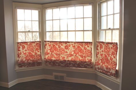 Bluet & Clover: DIY Roman Shades, The Nitty-Gritty Patio Shades, Windows Treatments, Window Walls, Diy Roman Shades, Cottage Windows, Patio Blinds, Modern Blinds, Diy Window Treatments, Living Room Blinds