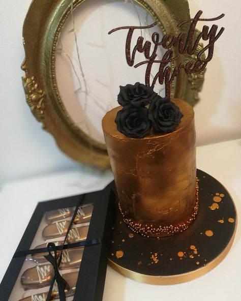 Bronze cake - cake by AzraTorte Bronze Cake Ideas, Bronze Birthday Cake, Metallic Cake, 8th Anniversary, Cake Cake, Color Tag, Pretty Cakes, Cake Ideas, Cake Decorating