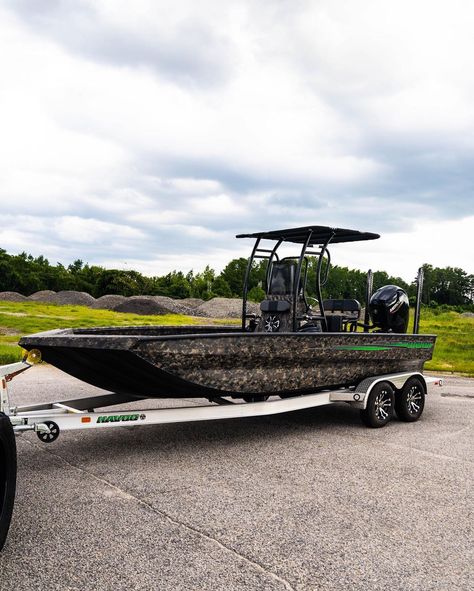 Mud Boats, Saltwater Boats, Duck Hunting Boat, John Boats, Center Console Fishing Boats, Boating Tips, Aluminum Fishing Boats, Row Row Your Boat, Center Console Boats