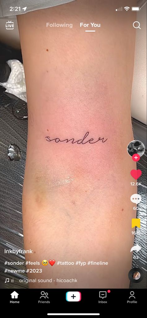 Sonder Tattoo Cursive, 20 Something Tattoo Sza, Sonder Tattoo Fonts, Tattoo Ideas Script, Tattoo Sonder, Sonder Tattoo Ideas, Sonder Tattoo Design, Cool Word Tattoos, Memorial Tattoos Mom