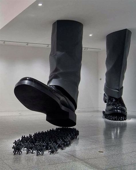 Do Ho Suh, Arte Peculiar, Tiny People, Wow Art, Art Installation, Korean Artist, Sculpture Installation, Land Art, Pics Art