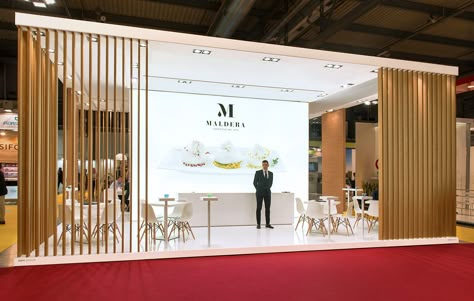 Event Booth Design, Stand Feria, Trade Show Design, Event Booth, Airport Design, Retail Inspiration, Stand Ideas, Exhibition Stall, Kiosk Design