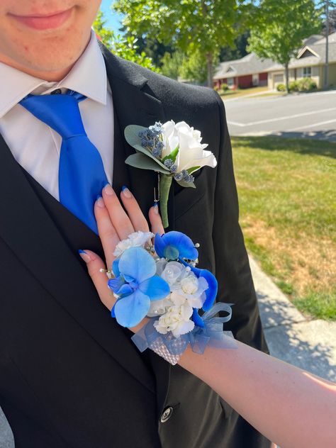 Cornations and blue orchids Blue Orchid Corsage, Orchid Corsage, Blue Corsage, Orchid Corsages, Royal Blue Prom, Prom Corsage, Blue Orchids, Prom Photos, Prom Dress Inspiration