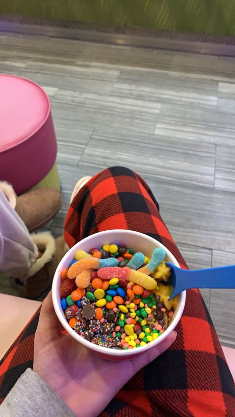 Candy Salad Aesthetic, Candy Salad Tiktok, Candies Aesthetic, Salad Aesthetic, Candy Salad, Hangout Ideas, Centre Parks, Girl Stuff, Salad Bowl