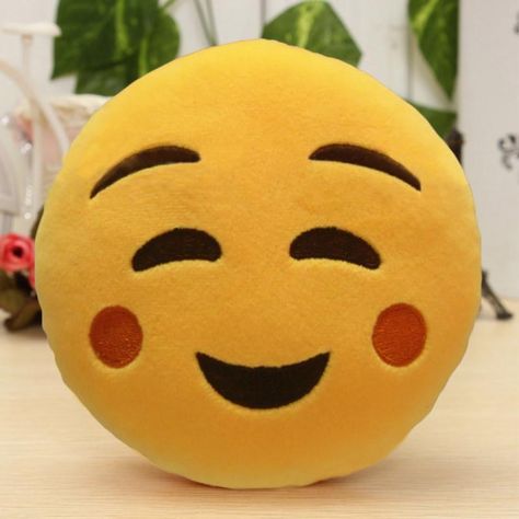 Smiley Face Pillows, Emoji Cushions, Smiley Face Emoji, Smiley Emoticon, Emoji Pillows, Emoji Images, Cartoon Toys, Toy Doll, Kids Pillows