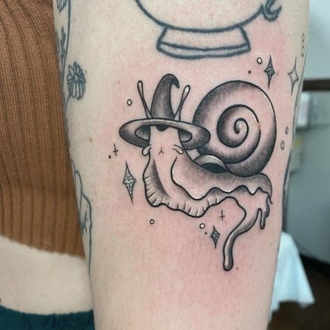 Top 100 Best Snail Tattoos For Women - Shelled Gastropod Design Ideas The Gruffalo Tattoo, Mystery Snail Tattoo, Snail Flower Tattoo, Disco Snail Tattoo, Snail Tattoo Cute, Snail Tattoos, Snail Tattoo, Earth Magic, Boho Tattoos