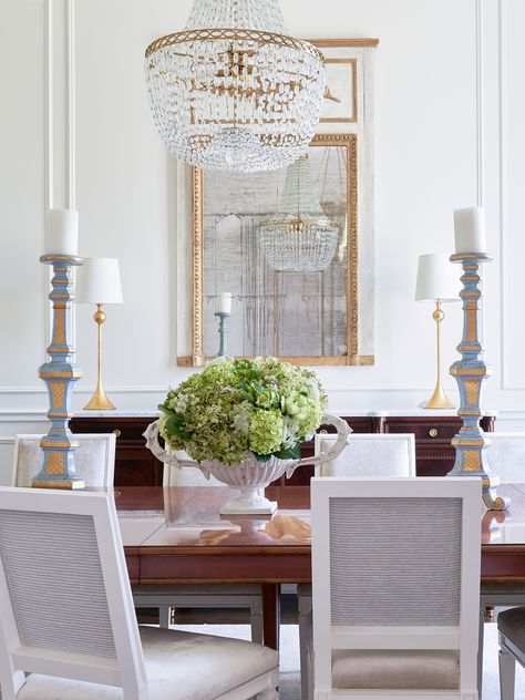 Elegant Dining Room Decor, Rivers Spencer, Dining Room Decor Elegant, Sophisticated Interior Design, House Dining Room, Dining Room Remodel, Jackson Mississippi, Elegant Dining Room, Crystal Chandeliers