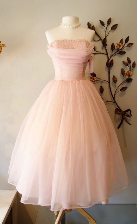 Fairy Ball Gown, Tea Length Homecoming Dresses, Knee Length Prom Dress, Tea Length Prom Dress, Vintage Clothing Boutique, Pink Prom Dress, Pink Tea, Note Box, Tulle Prom Dress