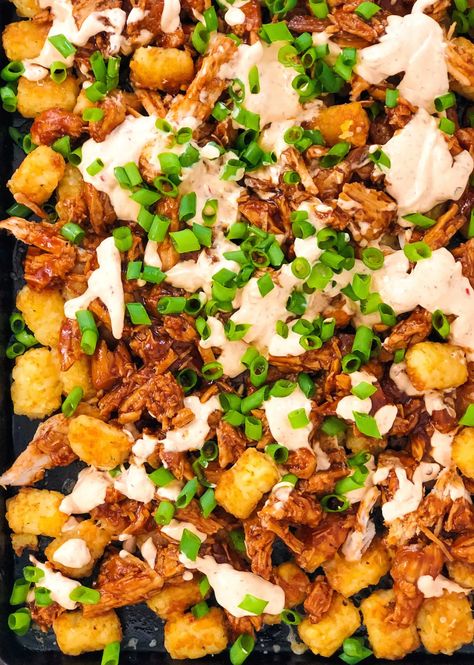 Bbq Pork Tater Tot Casserole, Bbq Tater Tots, Dirty Tots Recipe, Pulled Pork Tater Tot Casserole, Pulled Pork Tater Tots, Chipotle Aioli Sauce, Pulled Pork Casserole, Tot Recipes, Totchos Recipe