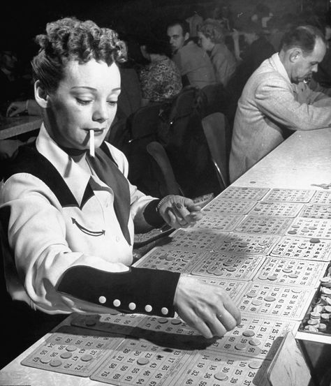 1940s vintage image of a woman in westernwear and a 1940s hairstyle Playing bingo at Golden Nugget, February 1947 - Photo by Jon Brenneis. ==>> See more vintage photos from Las Vegas in the 1940s, 1950s & 1960s at the Vintage Inn Blog. Airplane Room, Bingo Night, Play 5, 1940s Hairstyles, Las Vegas Photos, Golden Nugget, London Photographer, Adored Vintage, London Photography