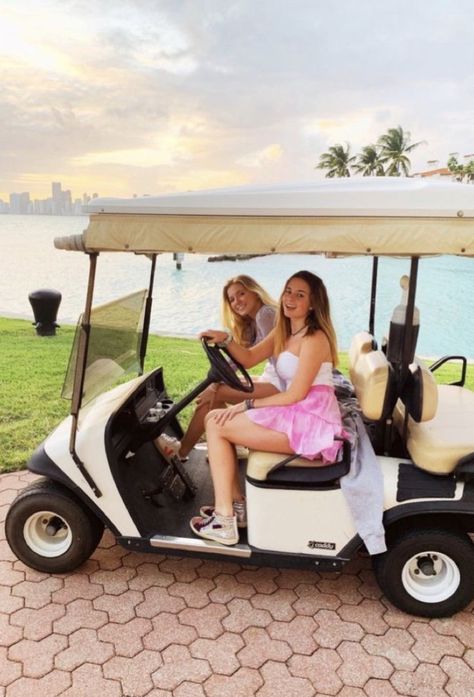 Golf Cart Pictures, Friends Pictures, Golf Attire Women, Summer Golf, Best Friend Photoshoot, Fall Bucket List, Lake Havasu, Lake Pictures, Best Friend Pictures