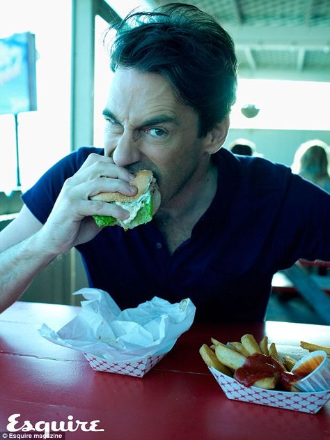 I totally would eat a burger outta that mouth. Or well, just eat a burger. #fattyfatty2x4 John Hamm, Esquire Uk, Don Draper, Jon Hamm, Esquire Magazine, Ryan Gosling, Mad Men, Famous People, Beautiful People