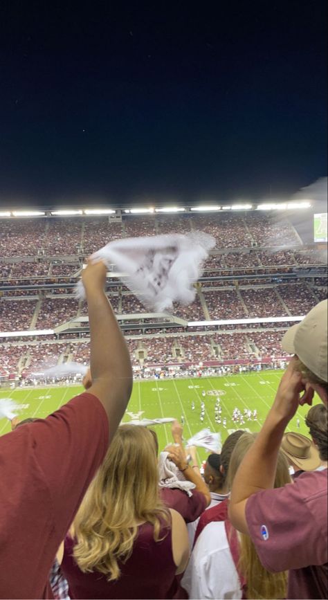 Texas A&m University Aesthetic, Texas College Aesthetic, Student Section Chants, Texas A&m Aesthetic, A&m College Station, Alabama Football Game, Texas A And M, Texas A&m University, A&m Football