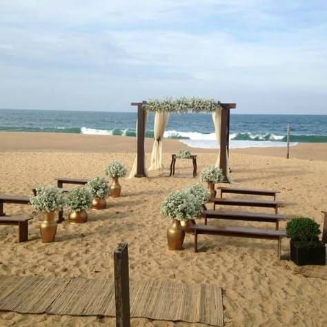 Beach Wedding Setup Outdoor Ceremony, Small Beach Wedding Ideas Simple, Simple Beach Wedding Decor, Small Beach Wedding Ceremony, Beach Wedding Aisle Decor, Beach Wedding Ideas On A Budget, Small Beach Wedding Ideas, Beach Wedding Seating, Beach Wedding Setup