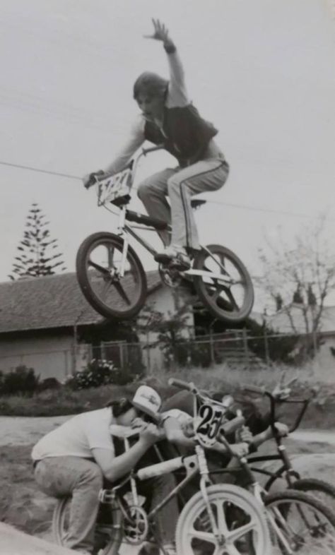 Spike Jonze, Bmx Racing, Bmx Freestyle, Bmx Bikes, Walkers, Bmx, Stationary Bike, Old School, Skateboard