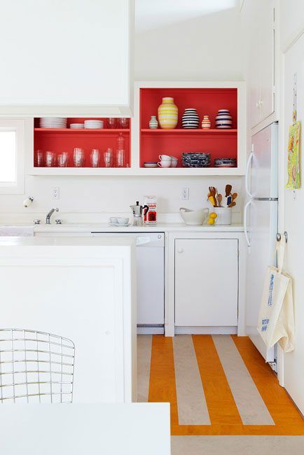 Painting the Inside of Kitchen Cabinets — Eatwell101 Kitchen Angle, Simple Kitchen Cabinets, Emily Henderson Design, Mini Loft, Kitchen Transformation, All White Kitchen, Poppy Red, Simple Kitchen, Kitchen Cabinet Design