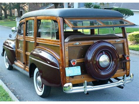 1941 Ford Woody Wagon (CC-1028251) for sale in lakeland, Florida Mom Jeans Fashion, Willys Wagon, Wagons For Sale, Woody Wagon, Vinyl Roofing, Lakeland Florida, Ford Model A, Classic Cars Trucks Hot Rods, Hot Rods Cars