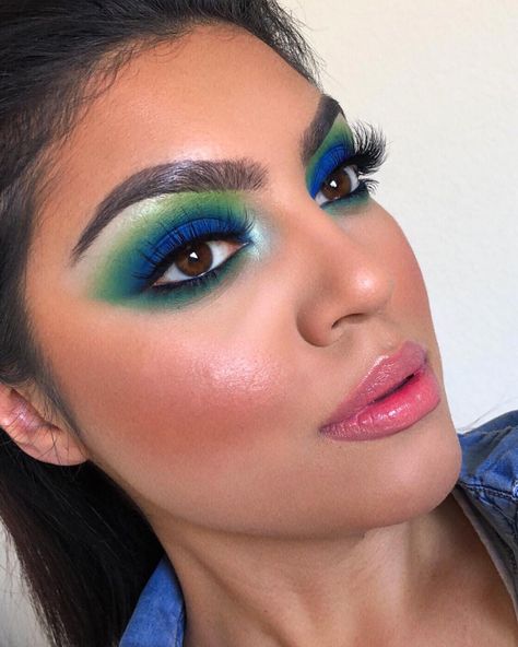 Vanessa M on Instagram: “Brows: @anastasiabeverlyhills brow pencil “ medium brown “ Eyes: green eyeshadow @bhcosmetics take me to Brazil .... bright blue from…” Blue Green Makeup Look, Blue And Green Makeup Looks, Blue And Green Eyeshadow Looks, Green And Blue Eyeshadow Looks, Blue Green Eye Makeup, Green And Blue Makeup, Green Blue Makeup, Blue And Green Eyeshadow, Blue Green Makeup