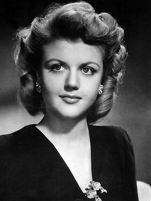 Angela Lansbury is listed (or ranked) 51 on the list 76 of Your Grandpa's Hottest Childhood Crushes Stars D'hollywood, Angela Lansbury, Classic Movie Stars, Classic Actresses, Actrices Hollywood, Hollywood Legends, Hollywood Glam, Old Hollywood Glamour, Golden Age Of Hollywood