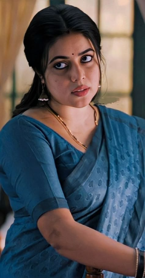 Shamna Kasim, I Dont Know, Beautiful Smile Women, Beauty Women, Twitter