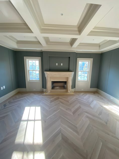 Tile Floor Herringbone Pattern, Herringbone Linoleum Flooring, Hardwood Floors Design Patterns, Wood Flooring Chevron, Flooring Ideas For Bedroom Master Suite, Herringbone Tile Floor Bedroom, Wood Chevron Floor, Light Wood Herringbone Floors, Chevron Vs Herringbone Floors