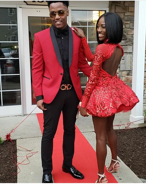 Red And Khaki Prom Couples, Red Prom Tuxedo, Prom Suits For Men Red, Red Prom Couple, Prom Looks For Guys, Red Prom Suit, Black Couple Outfits, Prom Fits, Baby Blue Prom Dresses