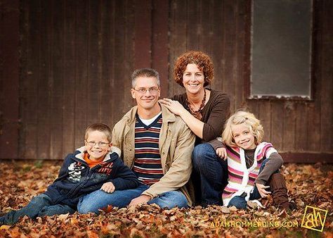 Family of Four Photo Ideas | family of 4 posing idea | Upcoming ideas Family Of 4 Pictures, Family Of 4 Posing, Family Of Four Photo Ideas, Family Of 4 Poses, Family Photo Poses, Family Photography Ideas, Family Pic Ideas, Family Portrait Poses, Family Picture Poses