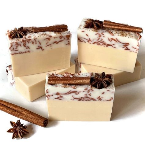 Christmas Soap Diy, Diy Christmas Soap, Christmas Soap Ideas, Christmas Soaps, Goat Milk Recipes, Spiked Eggnog, Easy Soap Recipes, Diy Soap Recipe, Fragrance Oil Blends