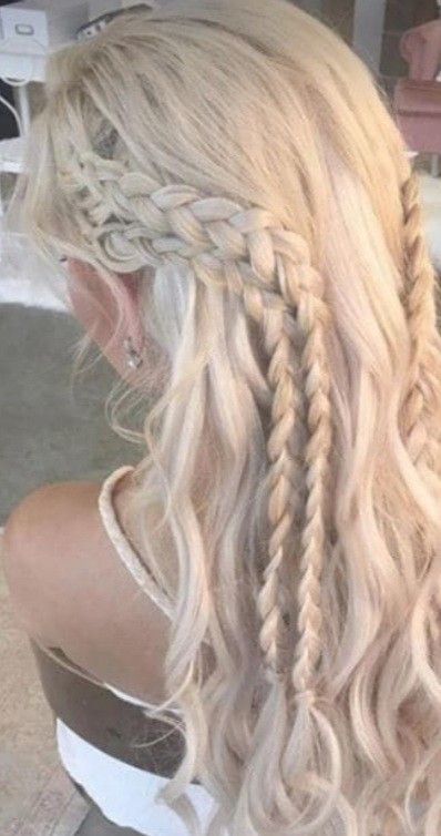 Long Layered Curly Hair, Hair Stylies, Hair Reference, Hair Inspo Color, Light Hair, Httyd, Aesthetic Hair, Ponytail Hairstyles, Bridesmaid Hair