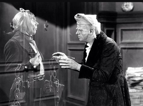 Reginald Owen and Leo G. Carroll as Ebenezer Scrooge and Jacob Marley in the 1938 version of A CHRISTMAS CAROL....my favorite!!❤️ A Christmas Carol 1951, Algernon Blackwood, Dickens Christmas Carol, Jacob Marley, Dickens Christmas, Paris Review, Family Christmas Movies, Ebenezer Scrooge, Classic Christmas Movies