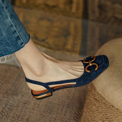 EscapeExit | ‘INGER’ SHOES 🎯 Price $88 2 Colors 34-40 Size ➡️ Shoes collection 🎯 Escapexit.com | Instagram Party Flats, Arch Support Sandals, Supportive Sandals, Office Shoes Women, Vintage Sandals, Elegant Office, Slingback Flats, Mode Design, Low Heel Shoes