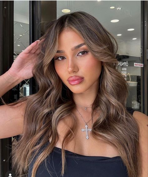 Bronde Balayage Light Skin, South Asian Blonde Hair, Kim K Caramel Hair, Balayage On Indian Skin, Light Brown Face Framing Highlights, Caramel Bronde Balayage Brunettes, Light Brown Hair Tan Skin, Blonde Balayage On Dark Brown Hair, Winter Highlights For Brunettes