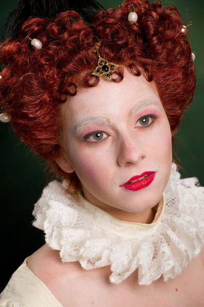 Elizabethan hairstyles. Photography: Tim Babiak. Model: Ariel Livingston. Wig and makeup: Allison Lowery. Tudor Hair, Elizabethan Hair, Mad Hatter Makeup, Elizabethan Clothing, Wig Maker, Elizabethan Costume, Historical Hairstyles, Elizabeth Bathory, Elizabethan Era