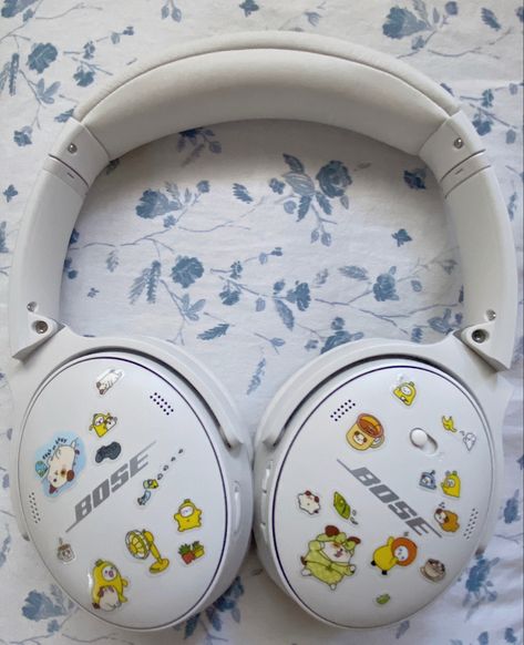 Decorated Bose Headphones, Bose Headphones Aesthetic, Decorated Headphones, Trendy Headphones, Headphone Decoration, Bose Headphones, White Headphones, Cute Headphones, Y2k Accessories