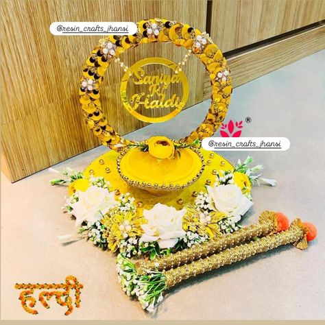 Bringing a touch of tradition to modern art ✨🌼 Our resin Haldi Mehndi palette captures the vibrant essence of celebration and culture. Perfect for adding a splash of color to your special moments! 💛💚 Dm for order 🎁🎁 #haldimehndi #resinart #culturalvibes #haldiceremony #mehndi #smallbusiness #wedding #indianwedding #bride #groom Haldi Palette, Haldi Ceremony, Special Moments, Your Special, Resin Art, Bride Groom, Indian Wedding, Color Splash, Modern Art