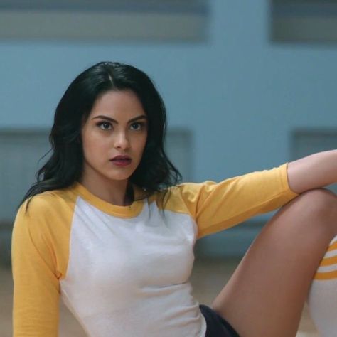 Riverdale Season 1, Veronica Lodge Riverdale, Camila Mendes Veronica Lodge, Riverdale Veronica, Riverdale Cw, Camilla Mendes, Cami Mendes, Riverdale Aesthetic, Camila Mendes