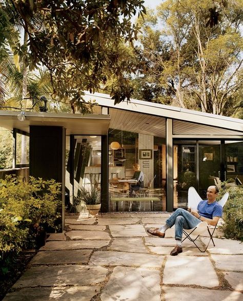 The Mutual Housing Association by Dwell - Dwell Custom Shipping Container Homes, Residential Exterior, Midcentury House, Mcm Style, Addition Ideas, Stone Patio, Mid Century Architecture, House Remodel, California Homes