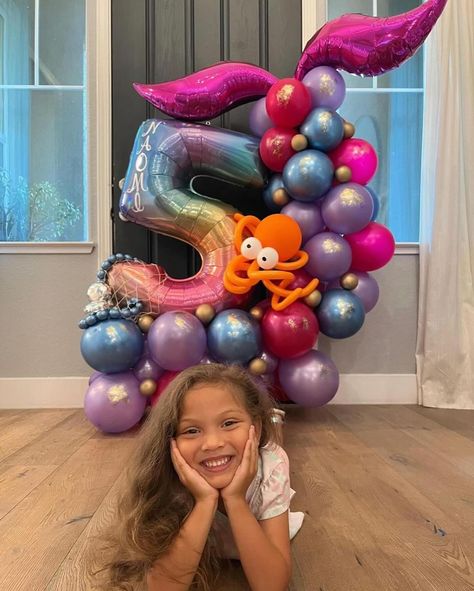 Don’t you just love a great tradition!! ☺️ I told her we have at least 11 more years of bday balloon bouquets! 😆 Happy birthday sweet Naomi Joon! Auntie Tiff loves you so much! #balloonsbytiffanynichole #eventsbytiffanynichole #kidspaintparty #elkgroveballoonartist #sacramentoballoonartist #balloonbouquets Kids Painting Party, Balloon Bouquet, Love You So Much, Love A, Just Love, Bouquets, Balloons, Happy Birthday, Birthday