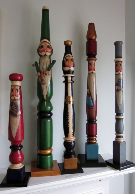 Sense and Simplicity: Spindle Santas Spindle Santas, Painted Spindles, Spindle Snowmen, Spindle Crafts, Santa Crafts, Christmas Paintings, Christmas Wood, Winter Crafts, Xmas Crafts