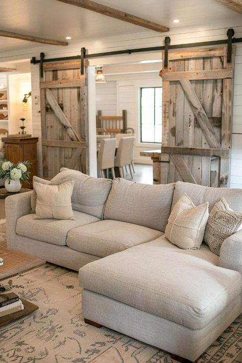 30 Inspiring Farmhouse Decor Ideas & DIY Designs - The Unlikely Hostess Farmhouse Cottage Sofa, Small Farm Living Room, Indoor Farmhouse Decor, Cozy Interior Design Small Houses, Farmhouse Inspired Living Room, Country Themed House, Southern Farmhouse Living Room, Small Ranch Style Homes Interior Decor, Vintage Farmhouse Living Room Ideas