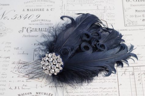 Black Swan Hair, 1920s Wedding Hair, Feather Hair Comb, Feathers Wedding, Mother Of The Bride Hats, 1920s Hair, Bridesmaid Hair Long, Floral Hair Pieces, Hair Accessories Wedding