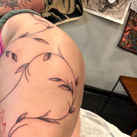 Florence SC Tattoo Artist on Instagram: "Some drawn on vines #tattoo #tattoos #vine #plantvine #plantvinetattoo #vinetattoo" Vine Thigh Tattoo, Vine Hip Tattoo, Sc Tattoo, Vines Tattoo, Florence Sc, Self Love Tattoo, Vine Tattoos, Hip Tattoo, Love Tattoos