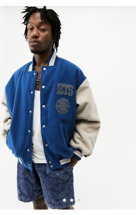 Blue Letterman Jacket, Custom Letterman Jacket, Relaxed Streetwear, Jackets Streetwear, Varsity Letterman Jackets, Letterman Jackets, Streetwear Fits, Letterman Jacket, Un Logo