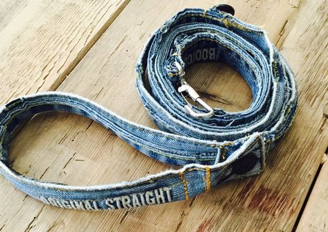 Custom Dog Beds, Knitting Board, Denim Collar, Denim Scraps, Diy Dog Collar, Denim Dog, Denim Projects, Denim Quilt, Personalized Dog Collars